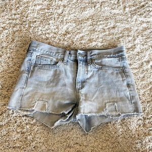 Woman’s Jean shorts